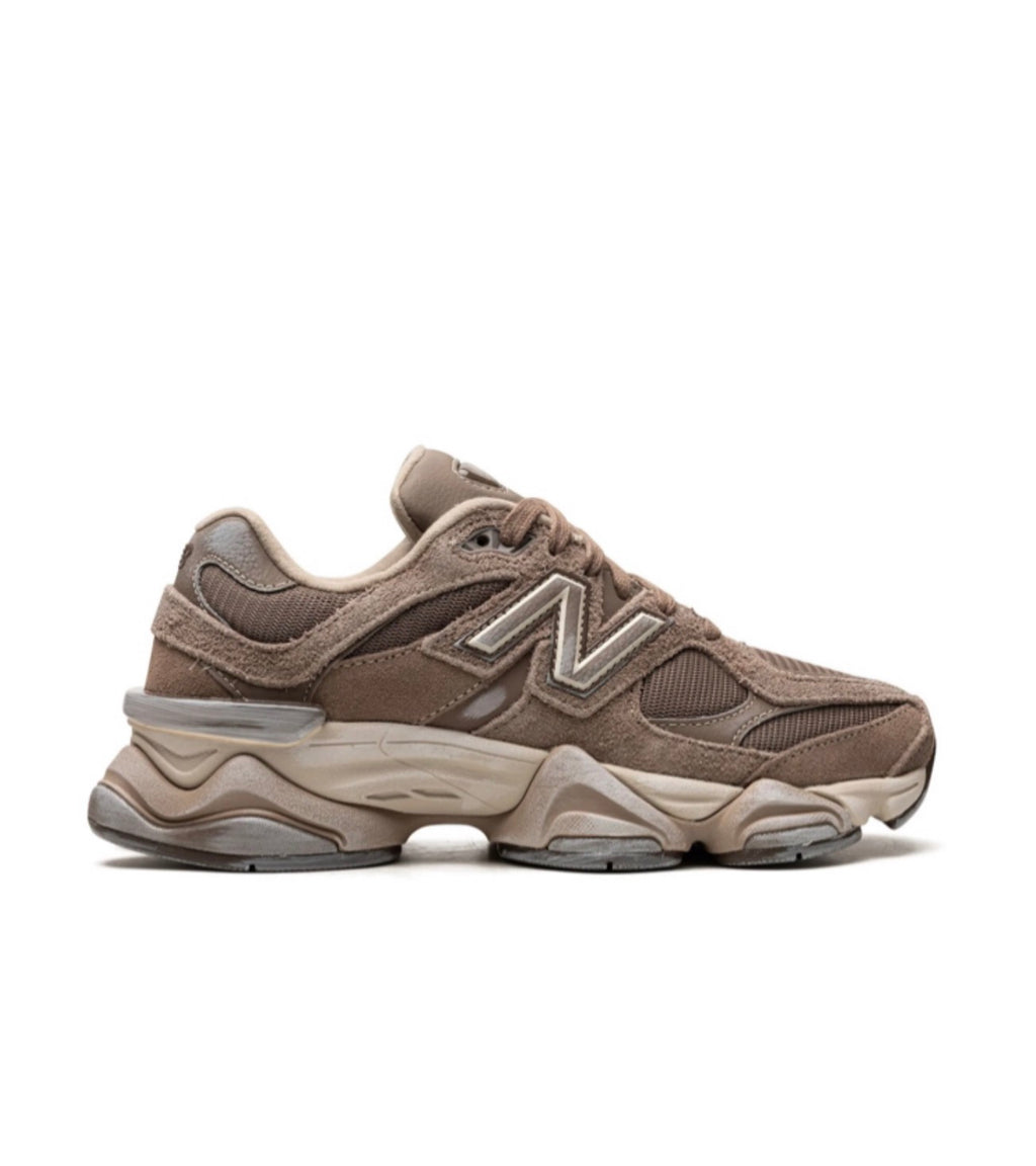 New Balance 9060 Mushroom